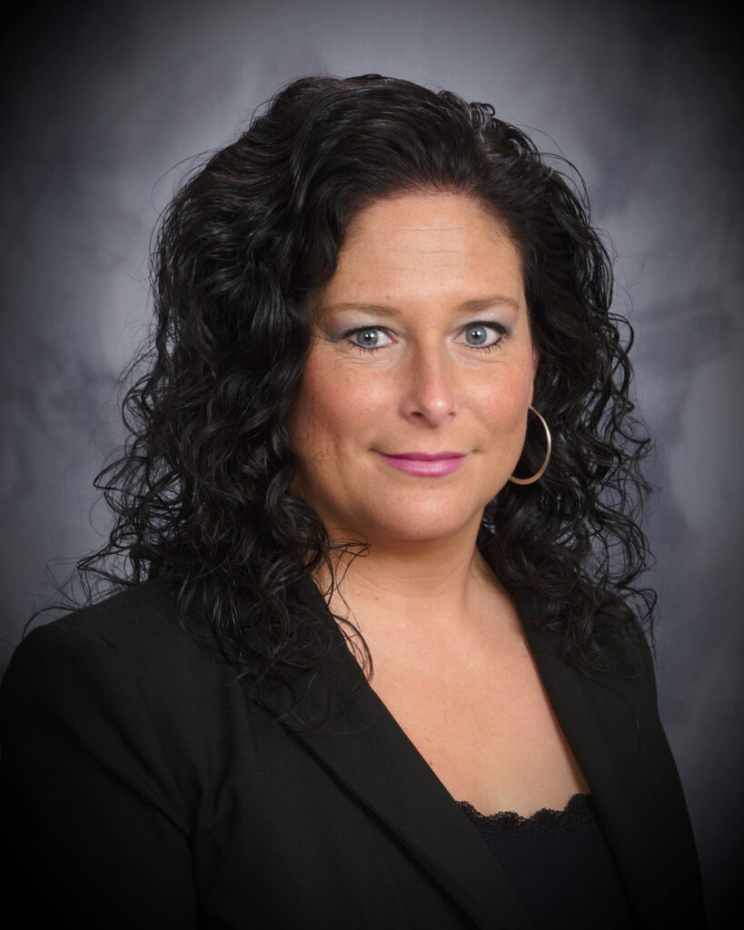 Melissa Damiani, Sales Manager at Sunlync, helping salons and spas grow through advanced management software solutions.